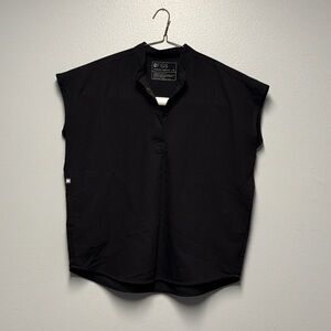 FIGS Rafaela Black Scrub Top - XS